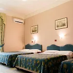 Altavilla 9 Hotel 2*