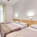 Altavilla 9 Hotel 2*