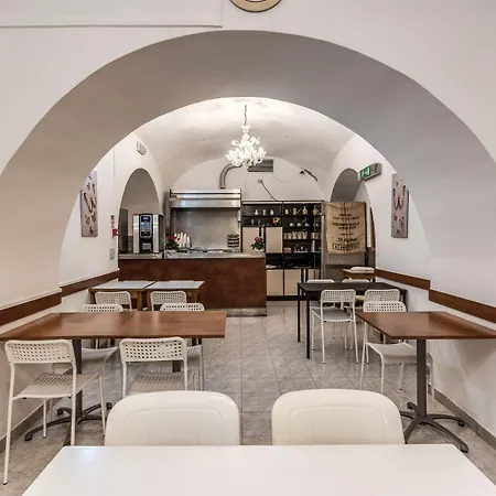 Altavilla 9 Hotel 2*