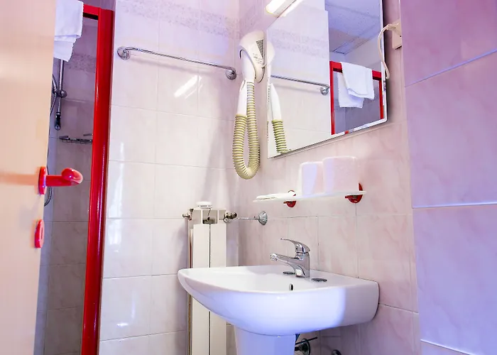 Hotel Altavilla 9 2*