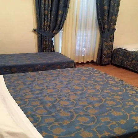 アルタヴィラ 9 ローマ