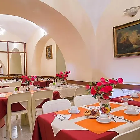 Altavilla 9 Hotel