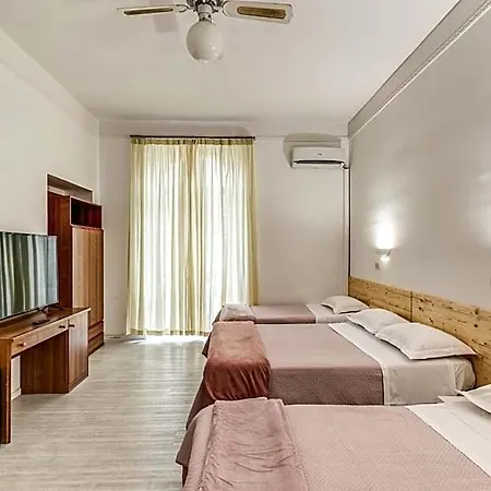Altavilla 9 2* Roma
