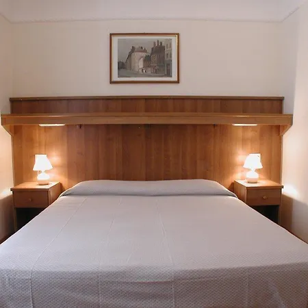 Altavilla 9 Hotel Rzym