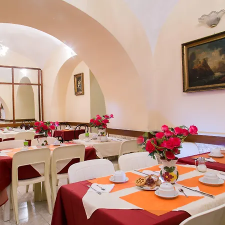 Altavilla 9 Hotel 2*