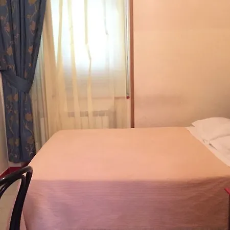 Altavilla 9 Hotel Rzym