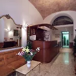 阿尔塔维拉9号酒店 2* 罗马